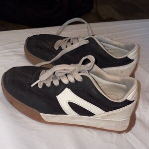 Black and White Sneakers with Gum Sole